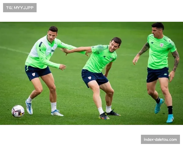 深度复盘:赫罗纳2-2战平毕巴,米歇尔“伪九号”战术与巴尔韦德高压逼抢的九十分钟博弈。 深度复盘:赫罗纳2-2战平毕巴,米歇尔“伪九号”战术与巴尔韦德高压逼抢的九十分钟博弈。